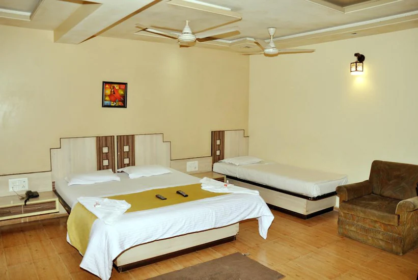 SAI SURAJ BUDGET | TRIPLE BED